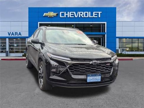 Certified 2025 Chevrolet Trax RS w/ Driver Confidence Package image 7