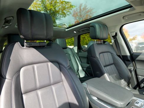 Used 2022 Land Rover Range Rover Sport SE image 37