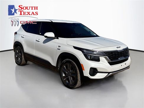 Used 2023 Kia Seltos LX image 1