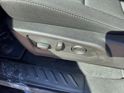 New 2026 Chevrolet Colorado W/T w/ WT Custom Package image 10