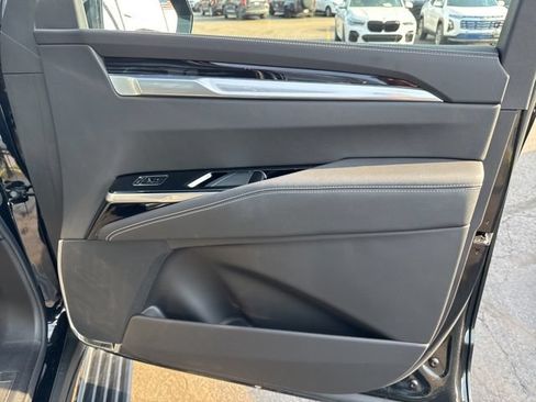 Used 2025 Cadillac Escalade Sport w/ Touring Package AWD/4WD image 27