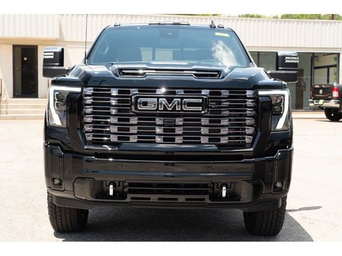 New 2026 GMC Sierra 2500 Denali Ultimate w/ LPO, Black Badging Package AWD/4WD image 3