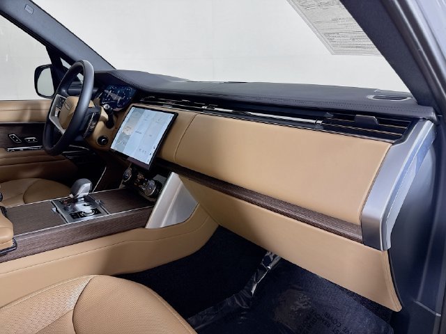 Used 2023 Land Rover Range Rover SE AWD/4WD image 31