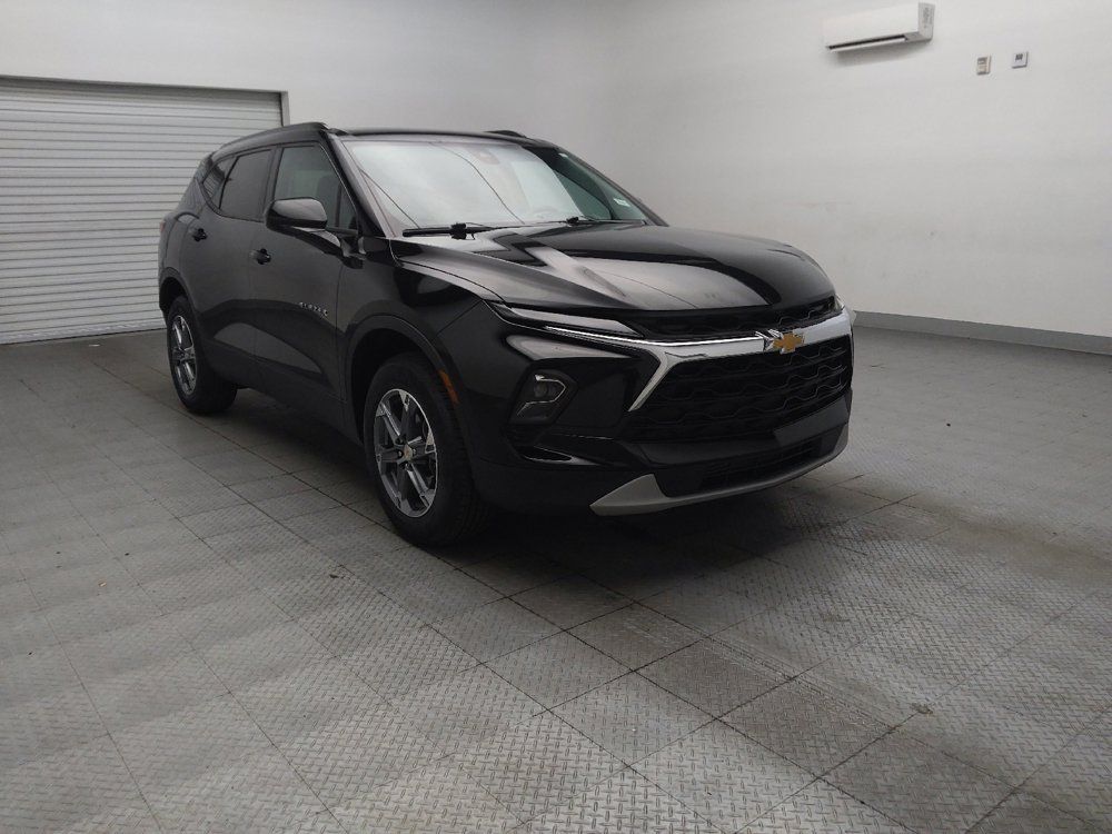 Used 2024 Chevrolet Blazer LT w/ Convenience Package FWD image 13