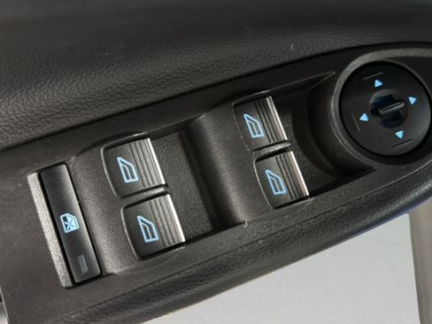 Used 2019 Ford Escape SEL FWD image 15