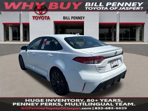 New 2026 Toyota Corolla SE FWD image 3