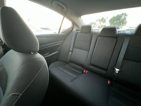 Used 2025 Nissan Altima 2.5 SV image 44