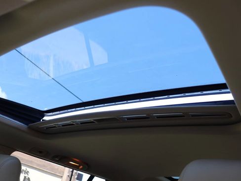 Used 2012 Mercedes-Benz GL 450 4MATIC image 26