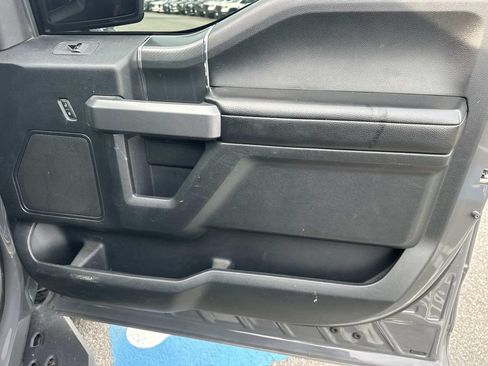 Used 2018 Ford F150 XLT w/ Equipment Group 302A Luxury AWD/4WD image 12