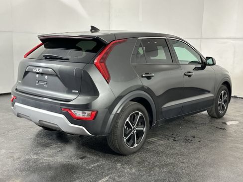 Used 2025 Kia Niro LX FWD image 8