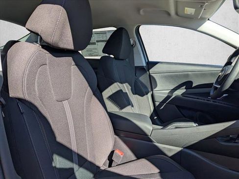 New 2026 Hyundai Elantra SE image 20