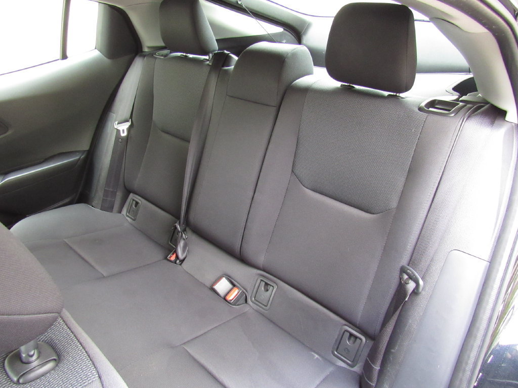 Certified 2025 Toyota Prius LE FWD image 15