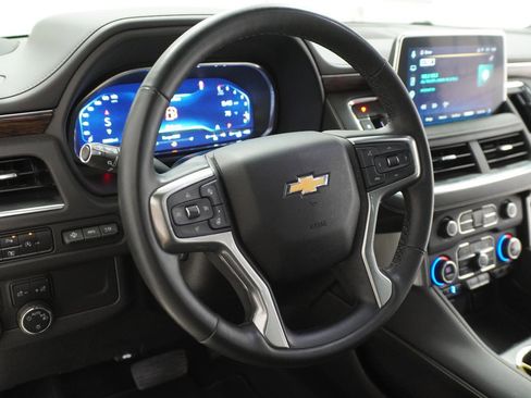 Used 2023 Chevrolet Suburban Premier w/ Texas Edition RWD image 20