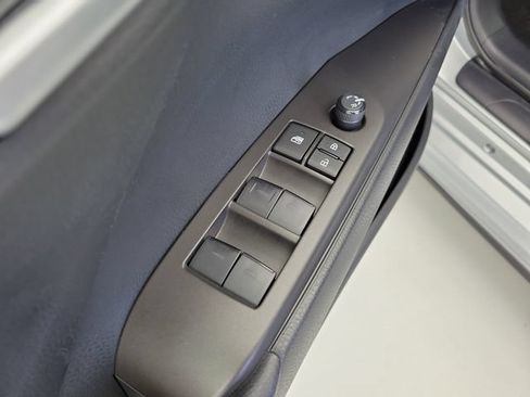 Used 2023 Toyota Camry SE FWD image 20