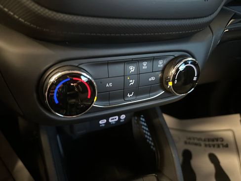 Used 2023 Chevrolet TrailBlazer LS AWD/4WD image 15