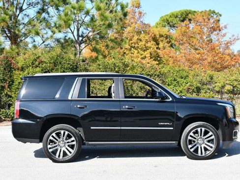 Used 2018 GMC Yukon Denali w/ Denali Ultimate Package image 32