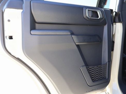 New 2025 Ford Bronco Badlands w/ Sasquatch Package image 16