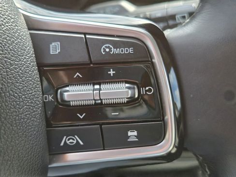 Certified 2023 Kia Sorento X-Line EX image 25