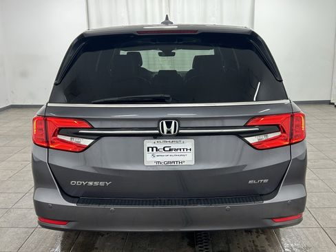 Used 2022 Honda Odyssey Elite image 4