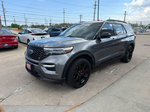 Used 2021 Ford Explorer ST w/ Equipment Group 401A AWD/4WD image 6