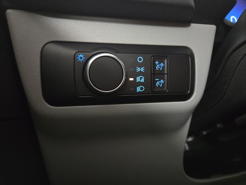 Used 2025 Ford Escape Active AWD/4WD image 24