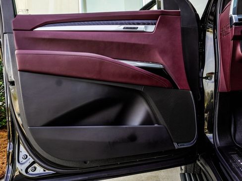 Used 2026 Cadillac Escalade Luxury w/ Touring Package image 38