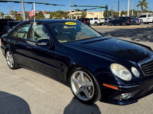 Used 2009 Mercedes-Benz E 350 Sedan w/ Premium 1 Pkg image 7