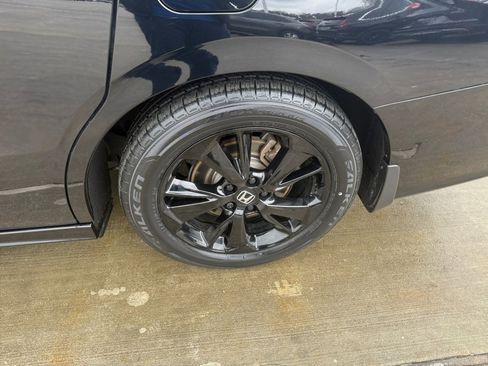 Certified 2023 Honda Odyssey Sport image 26