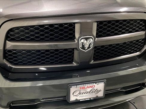 Used 2016 RAM 1500 Express image 29