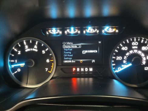 Used 2020 Ford F150 XLT w/ Equipment Group 302A Luxury image 11