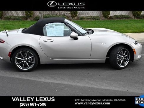 Used 2023 MAZDA MX-5 Miata Grand Touring w/ Weather Package image 3