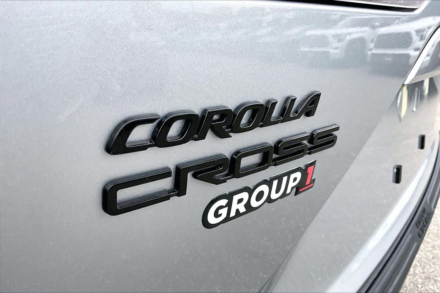 New 2026 Toyota Corolla Cross LE w/ Moonroof Package AWD/4WD image 15