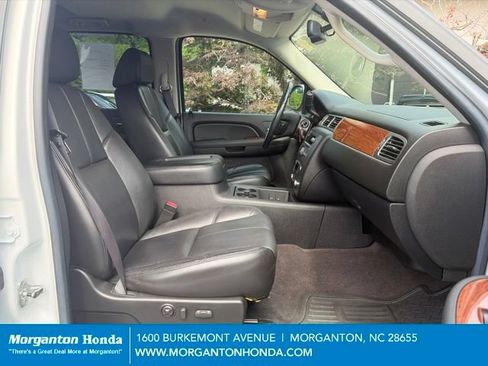 Used 2007 GMC Sierra 1500 SLT w/ SLE/SLT Trailering Package AWD/4WD image 32