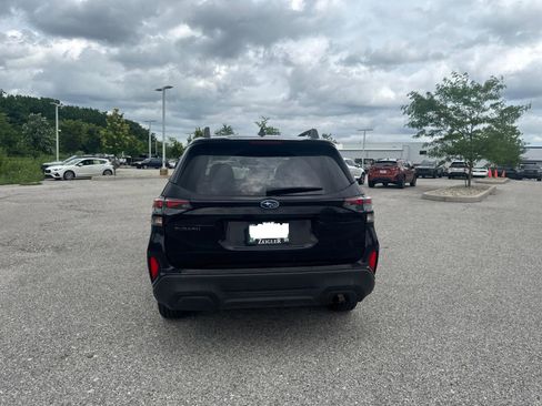 Certified 2025 Subaru Forester Premium w/ Convenience Package #1 AWD/4WD image 10