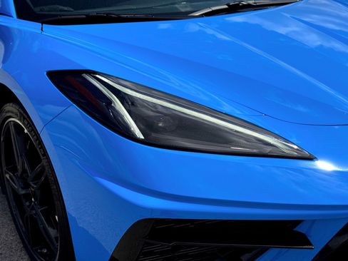 Used 2025 Chevrolet Corvette Stingray Coupe w/ 1LT image 5