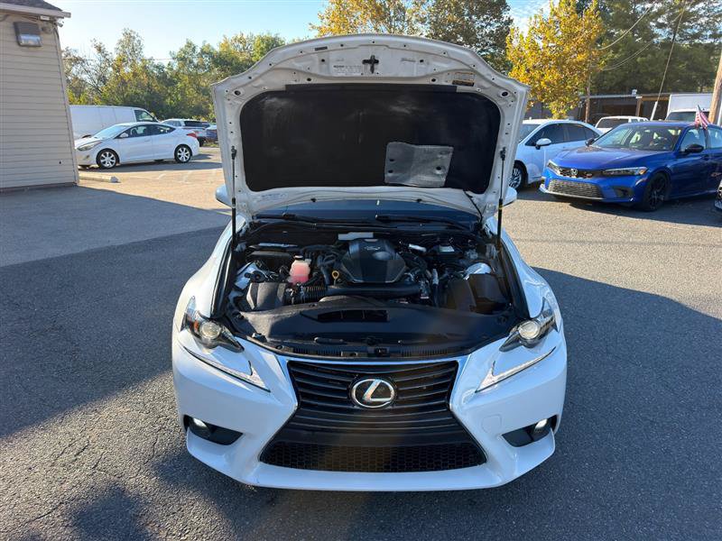 Used 2016 Lexus IS 200t RWD image 9