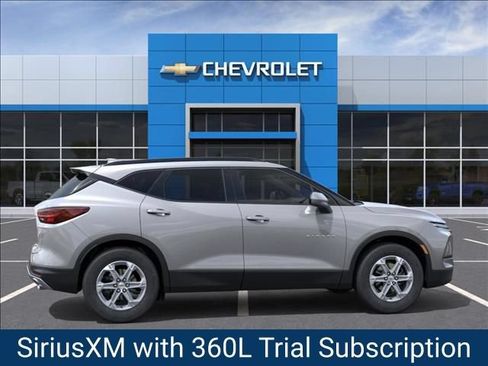 New 2026 Chevrolet Blazer LT w/ Convenience Package FWD image 5