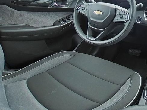 Used 2025 Chevrolet TrailBlazer LT w/ Driver Confidence Package image 21