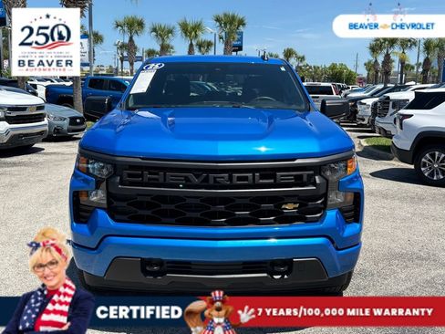 Used 2025 Chevrolet Silverado 1500 Custom AWD/4WD image 3