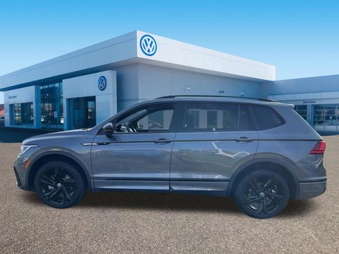Certified 2023 Volkswagen Tiguan SE R-Line AWD/4WD image 5