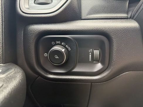 Used 2023 RAM 2500 Tradesman image 23