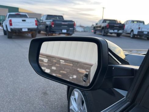 Used 2023 Chevrolet Malibu LT image 23