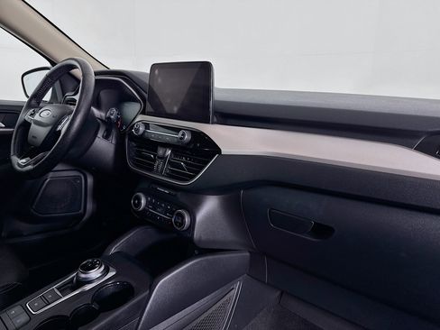 Used 2020 Ford Escape SEL image 29