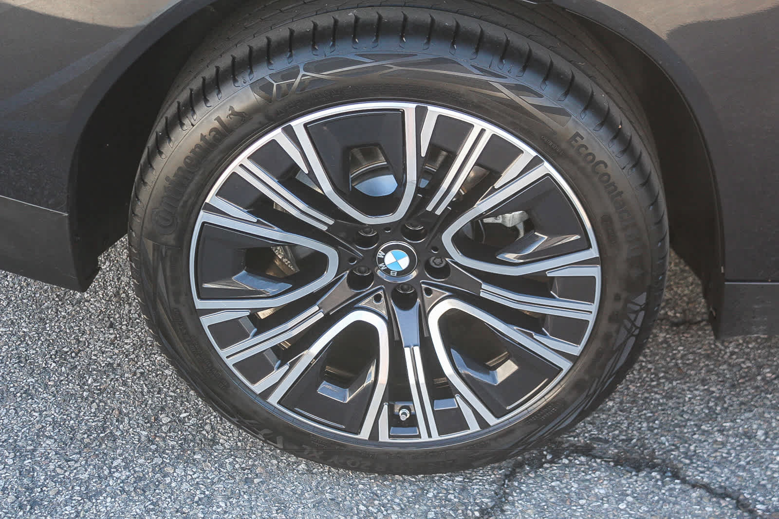 Used 2026 BMW X3 xDrive30i w/ Premium Package AWD/4WD image 9
