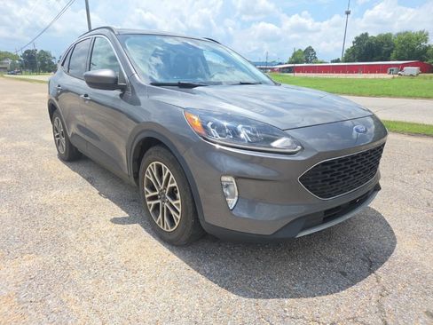Used 2022 Ford Escape SEL w/ Technology Package FWD image 1