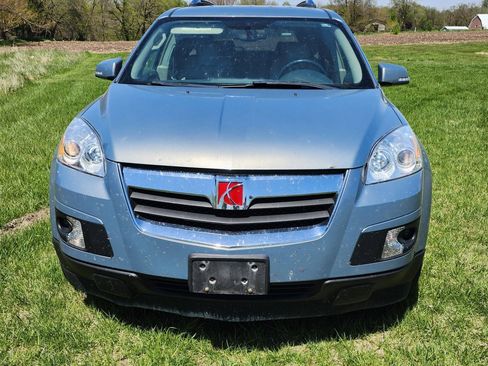 Used 2008 Saturn Outlook XR w/ Premium Trim Package AWD/4WD image 2