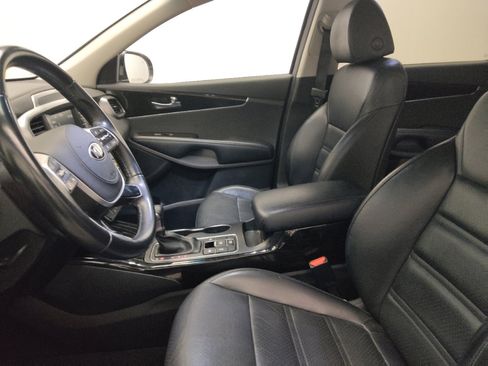 Used 2020 Kia Sorento EX AWD/4WD image 17
