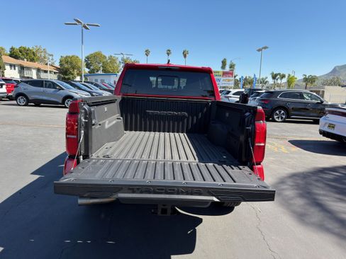 Used 2024 Toyota Tacoma TRD Sport w/ TRD Sport Upgrade Package RWD image 16