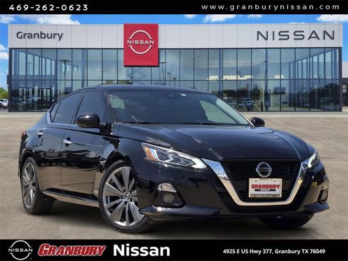 Used 2019 Nissan Altima 2.0 Edition One image 1