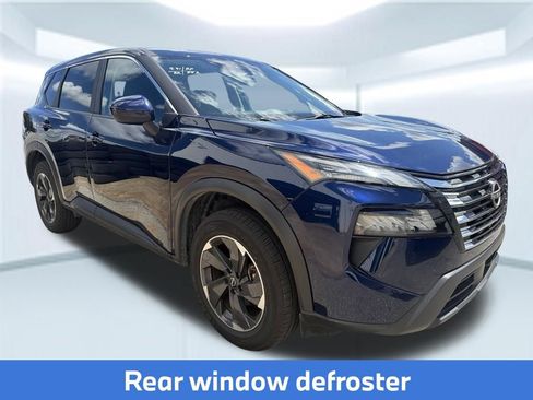 Used 2025 Nissan Rogue SV FWD image 4